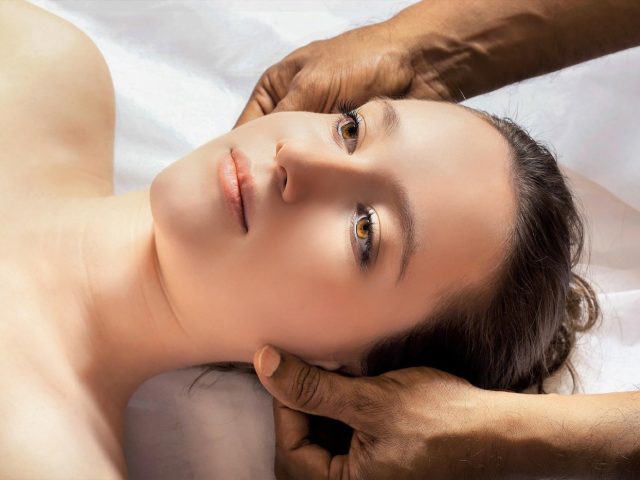 Theragun ou Hypervolt : quel pistolet de massage choisir